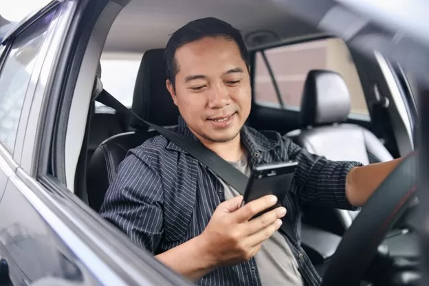 ต่อใบขับขี่ออนไลน์ล่วงหน้าได้กี่เดือน จองคิวยังไง ทำใบขับขี่ออนไลน์ครั้งแรกได้ไหม